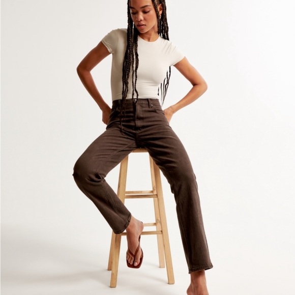 Abercrombie & Fitch 90s Straight Ultra High Rise Brown Denim Jeans Womens 28 6s - Picture 1 of 7